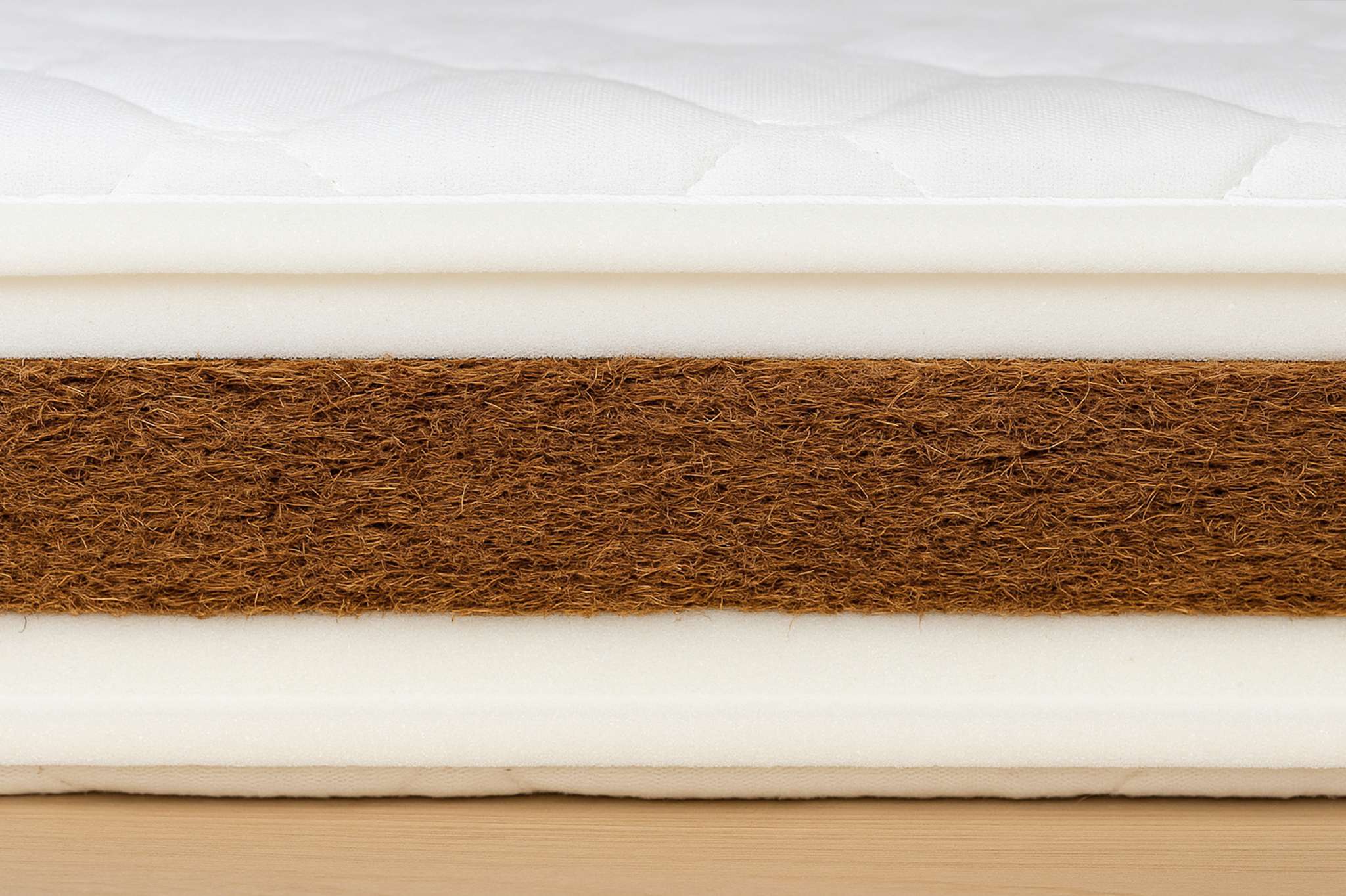 Read more about the article Mata kokosowa w materacach – naturalne wsparcie dla kręgosłupa.